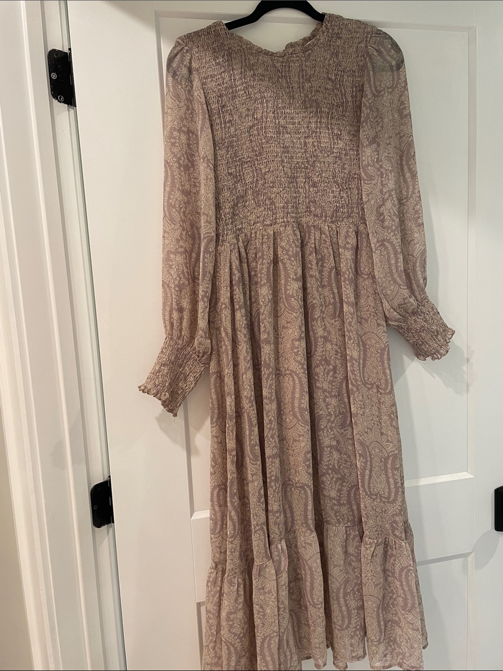 Elegant Paisley Long Sleeve Dress